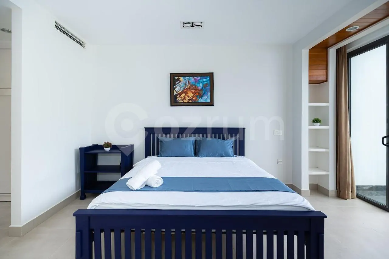 Villa Blue Day Resort Long Cung Gan Bien Vung Tau Vietnam